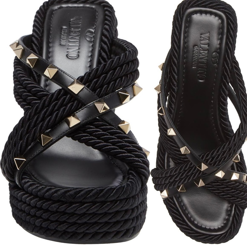 Valentino Garavani Women's Valentino Rockstud Torchon Espadrille Wedge size 38